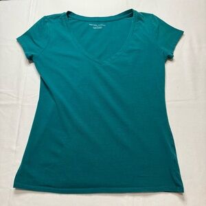 New York & Company Teal V-Neck Short Sleeve Top